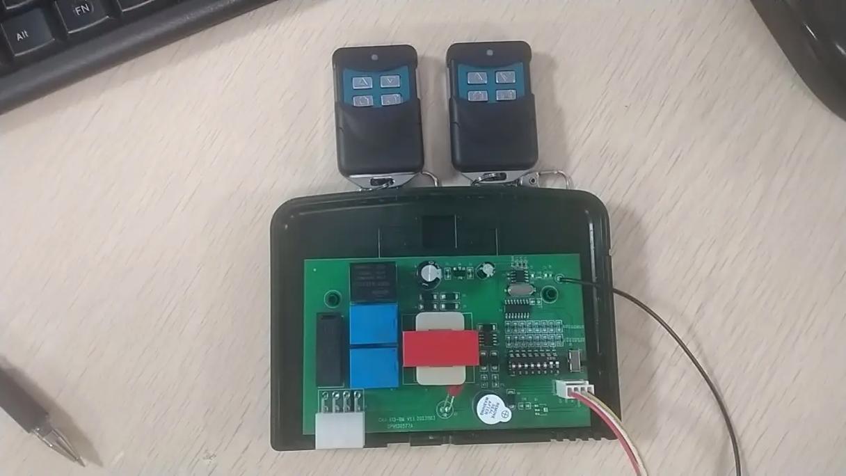 電動(dòng)門(mén)遙控系統(tǒng)完全指南 遙控器與控制器詳解